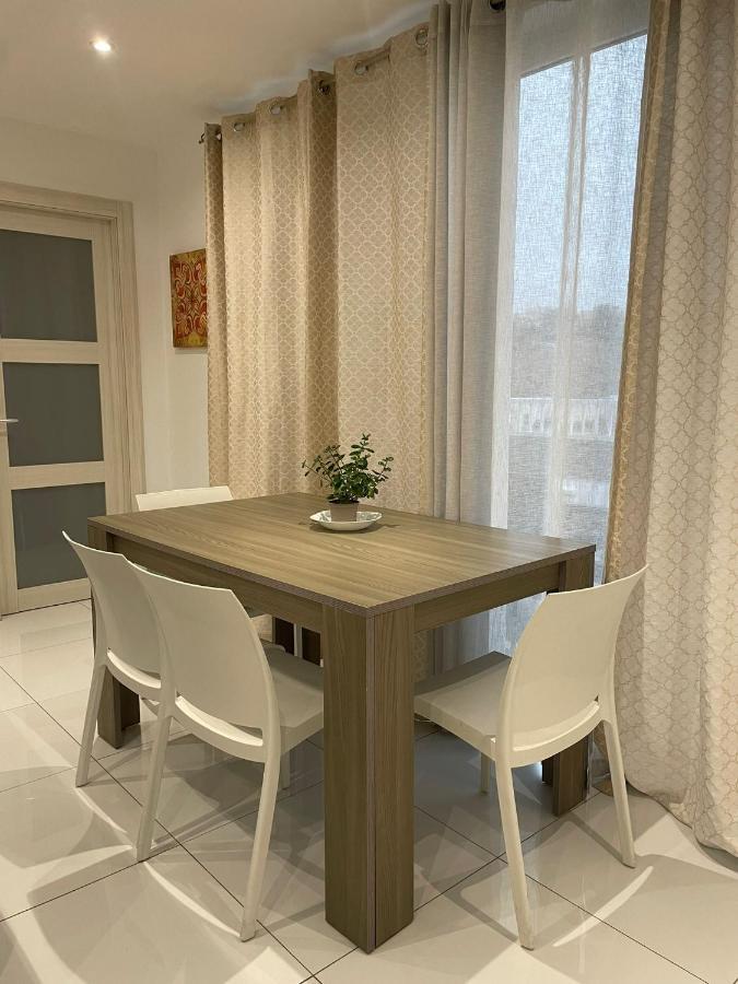 Msida Suites מראה חיצוני תמונה